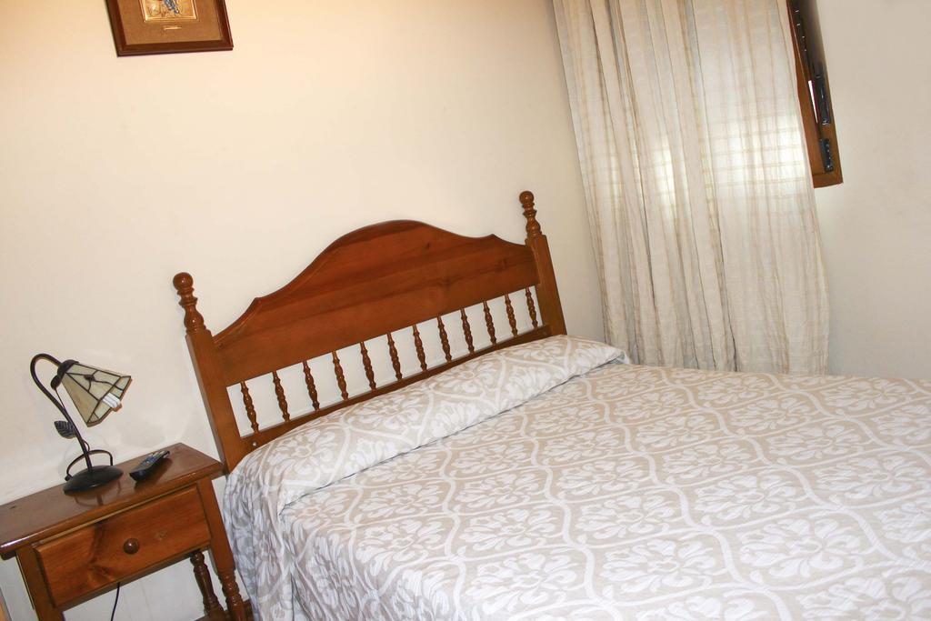 Ávila Hostal Alcantara חדר תמונה